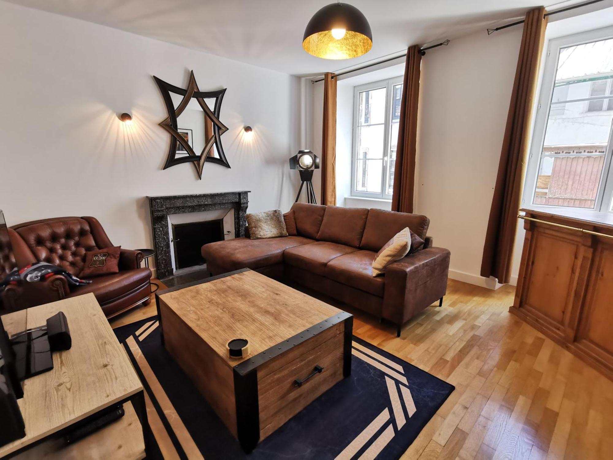 Appartement 3 Chambres Au Coeur Du Jura, Ideal Famille Salins-les-Bains Eksteriør bilde
