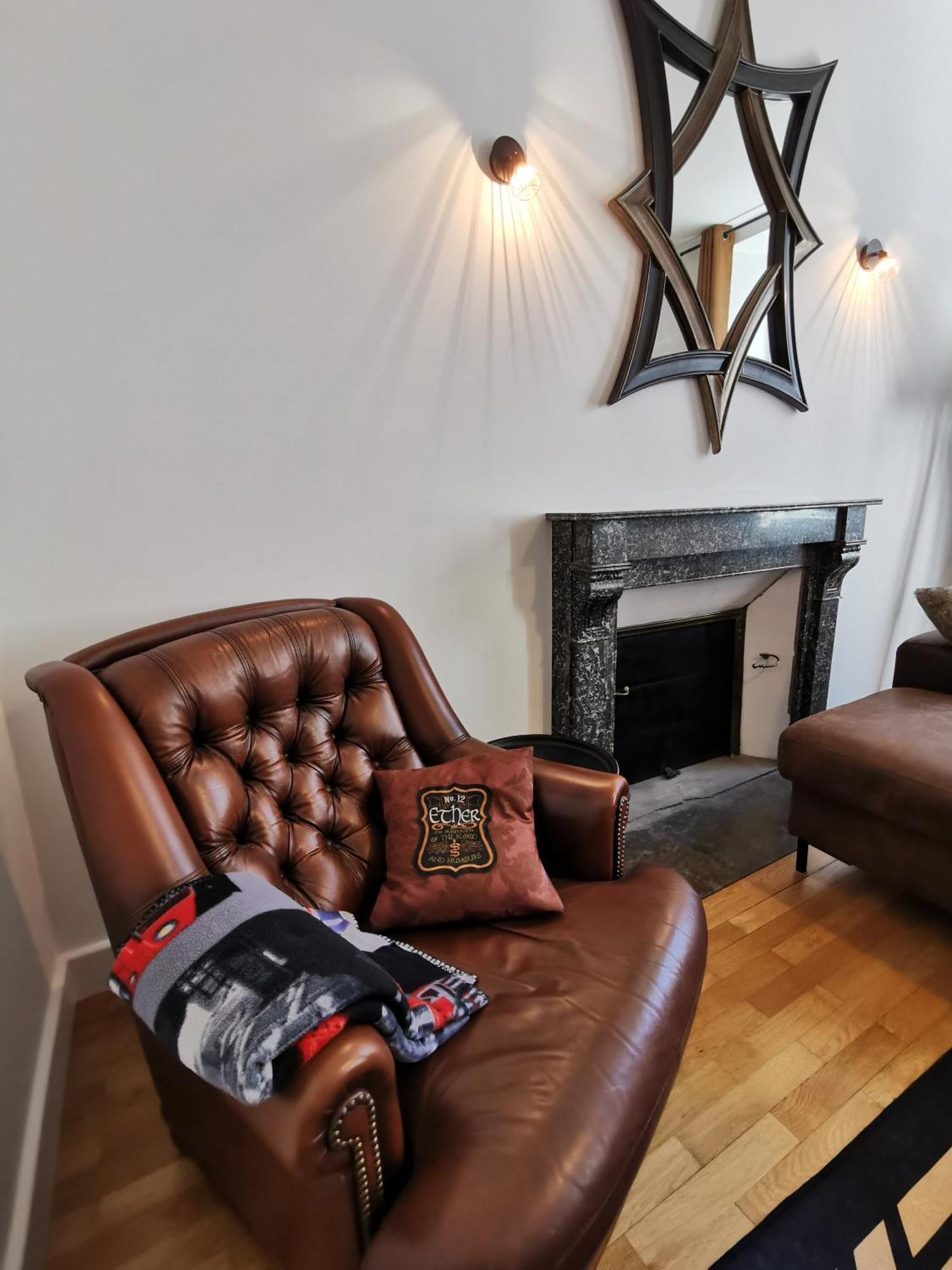 Appartement 3 Chambres Au Coeur Du Jura, Ideal Famille Salins-les-Bains Eksteriør bilde